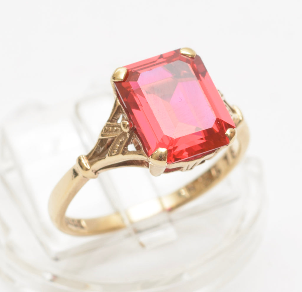 Vintage Mid Century 9ct Yellow Gold & Ruby Ring Hallmarked 1961 UK Size L1/2 (B2272)