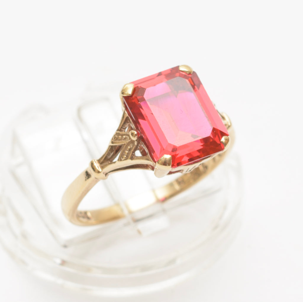 Vintage Mid Century 9ct Yellow Gold & Ruby Ring Hallmarked 1961 UK Size L1/2 (B2272)