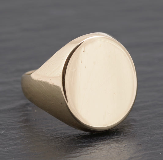 Vintage Large 9ct Solid Yellow Gold Mens Signet Ring Hallmarked 1972 (B2277)