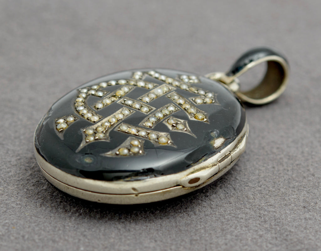Antique Victorian Amity Eternity Infinity AEI Mourning Locket Black Enamel (B2289)
