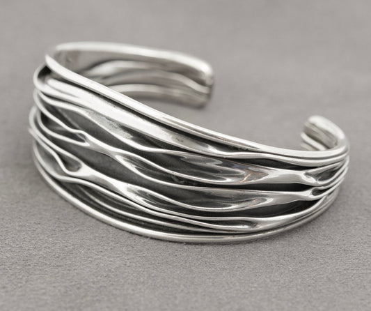 Vintage Sterling Silver Bangle Bracelet Organic Strap Design Edinburgh Hallmark (B2319)