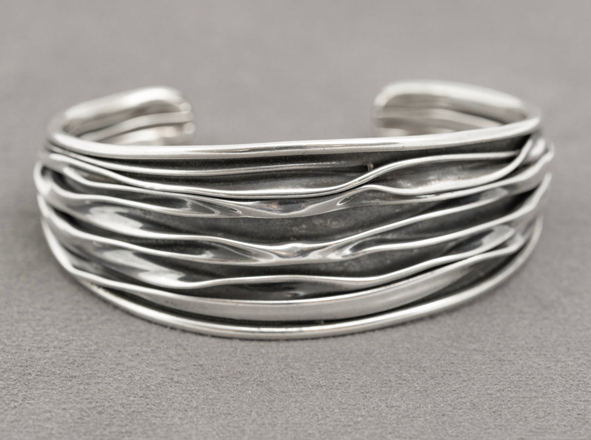Vintage Sterling Silver Bangle Bracelet Organic Strap Design Edinburgh Hallmark (B2319)