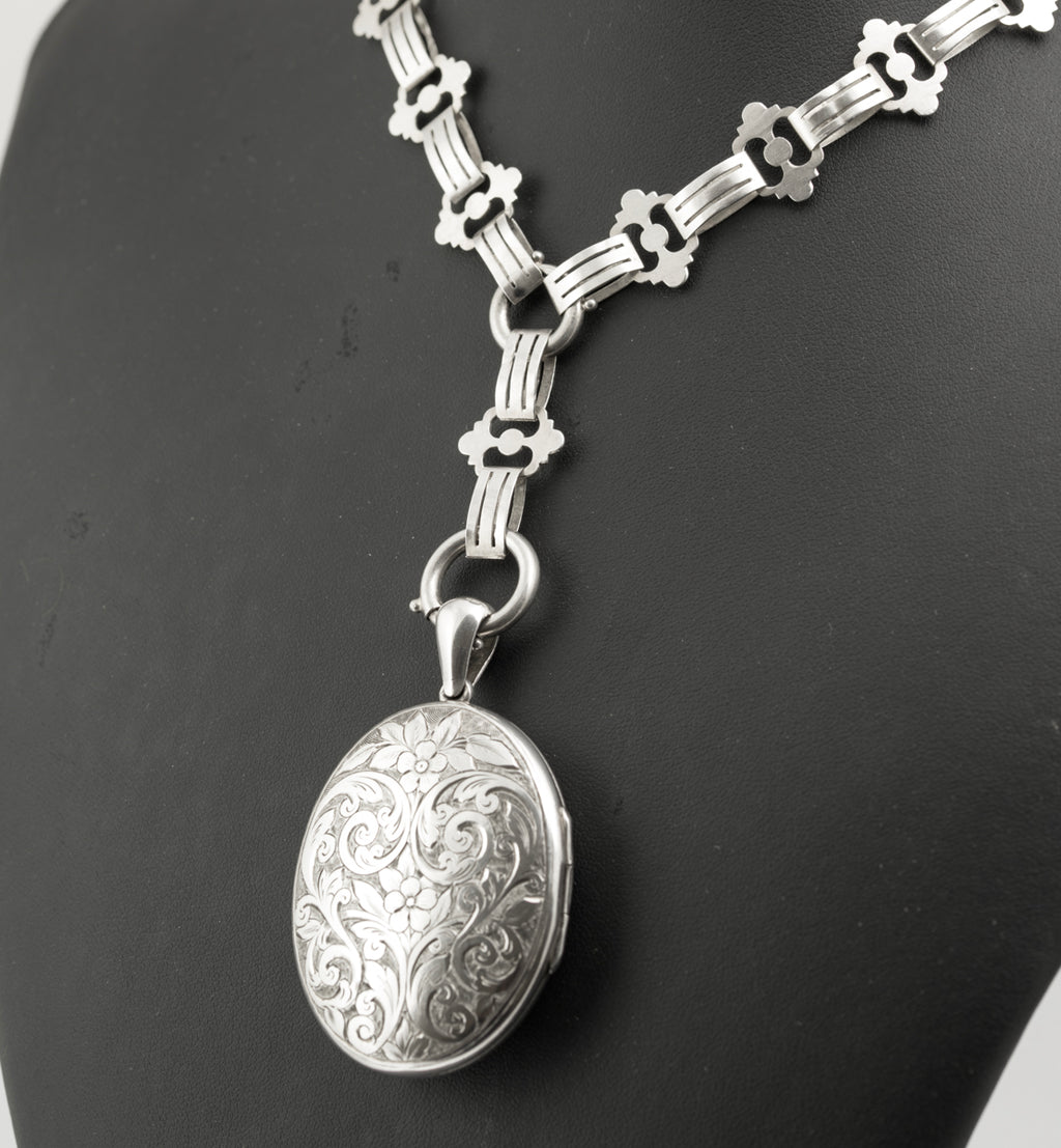 Victorian Antique Sterling Silver Book Chain & Locket Necklace c.1880 (B2322)
