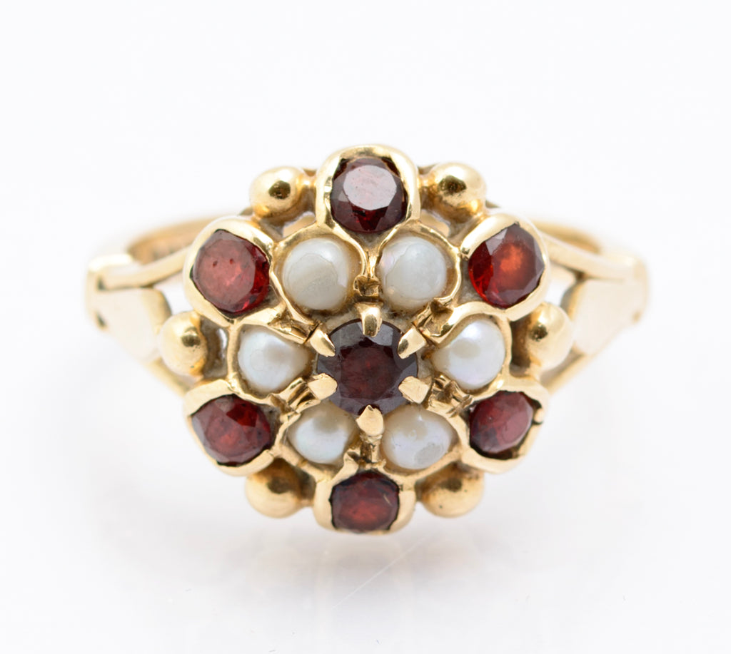Vintage Ladies 9ct Yellow Gold Garnet & Pearl Princess Cluster Ring Hallmarked London 1966 UK Size N (B2325)