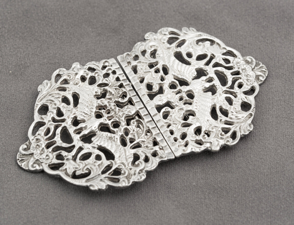 Vintage Sterling Silver Nurses Buckle With Liver Bird Design Hallmarked 1977 (B2328)