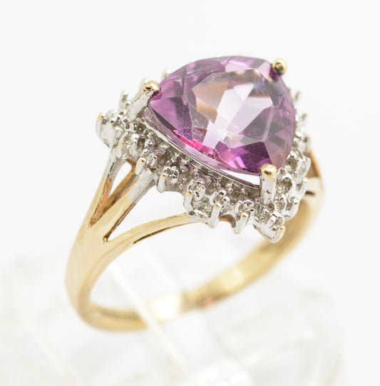 Vintage 9ct Gold Ring With Trilliant Cut Natural Pink Topaz & Diamond Halo (B2333)