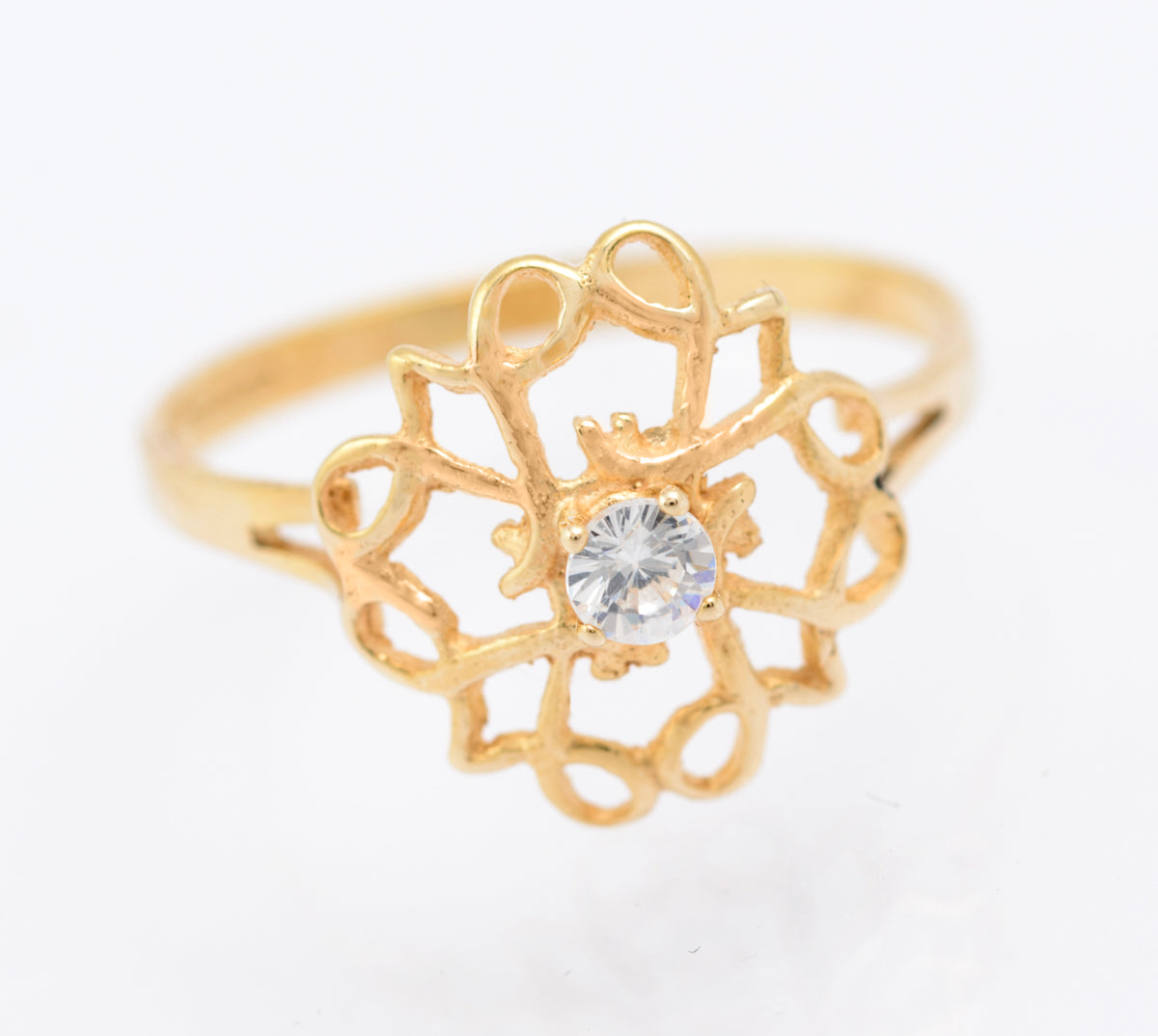 Vintage 9ct Gold Ladies Open Work Ring With CZ Solitaire Gem Hallmarked 1986 (B2339)