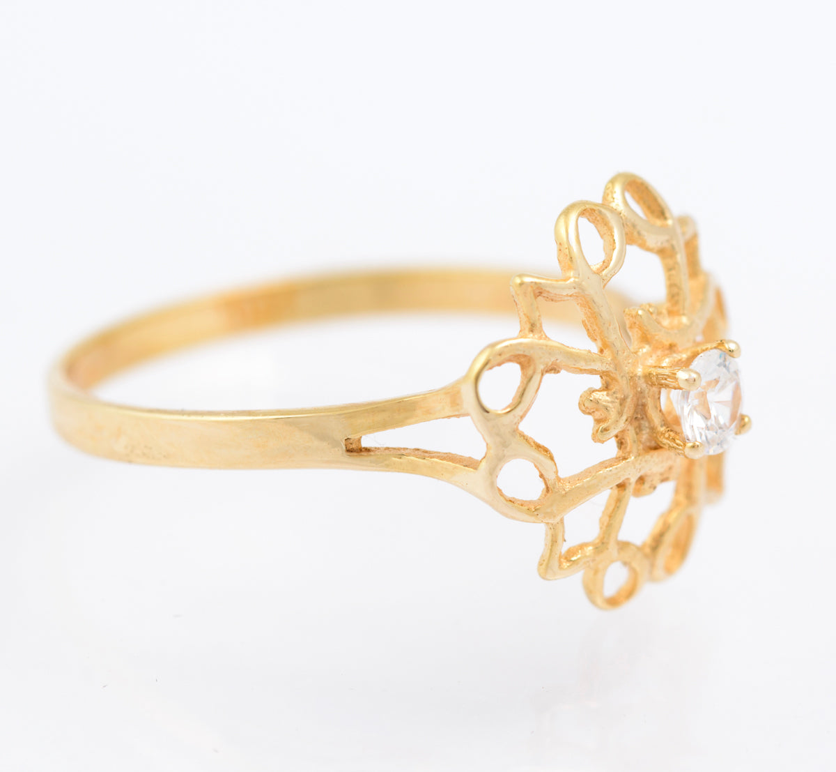 Vintage 9ct Gold Ladies Open Work Ring With CZ Solitaire Gem Hallmarked 1986 (B2339)