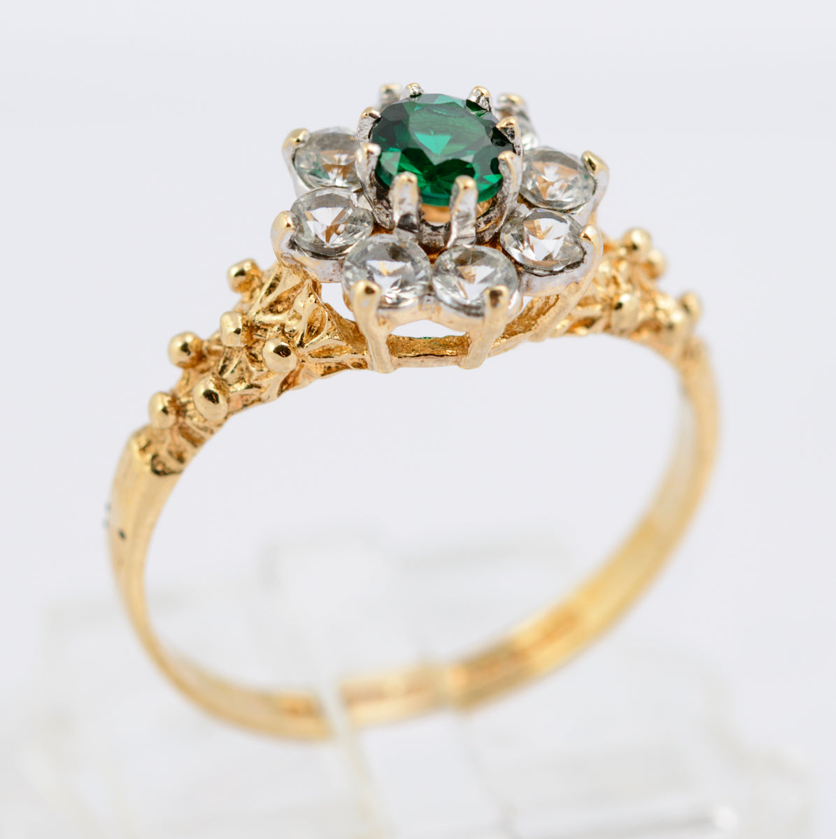 Vintage 9ct Yellow Gold Ring Chrome Diopside Gem With Quartz Halo UK Size N1/2 (B2346)