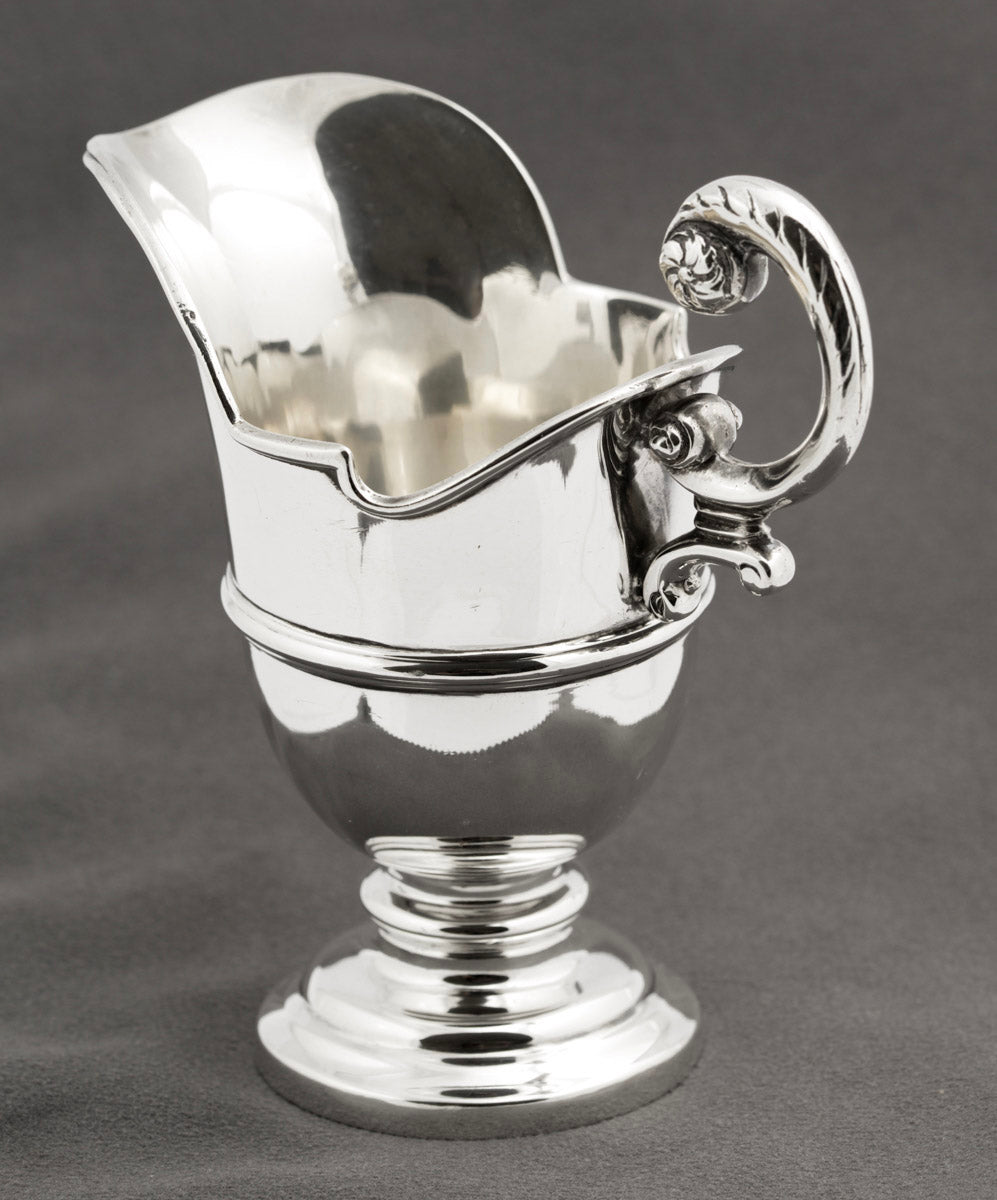 Antique Victorian Sterling Silver Milk/Cream Jug Hallmarked 1901 Helmet Shape (B2368)