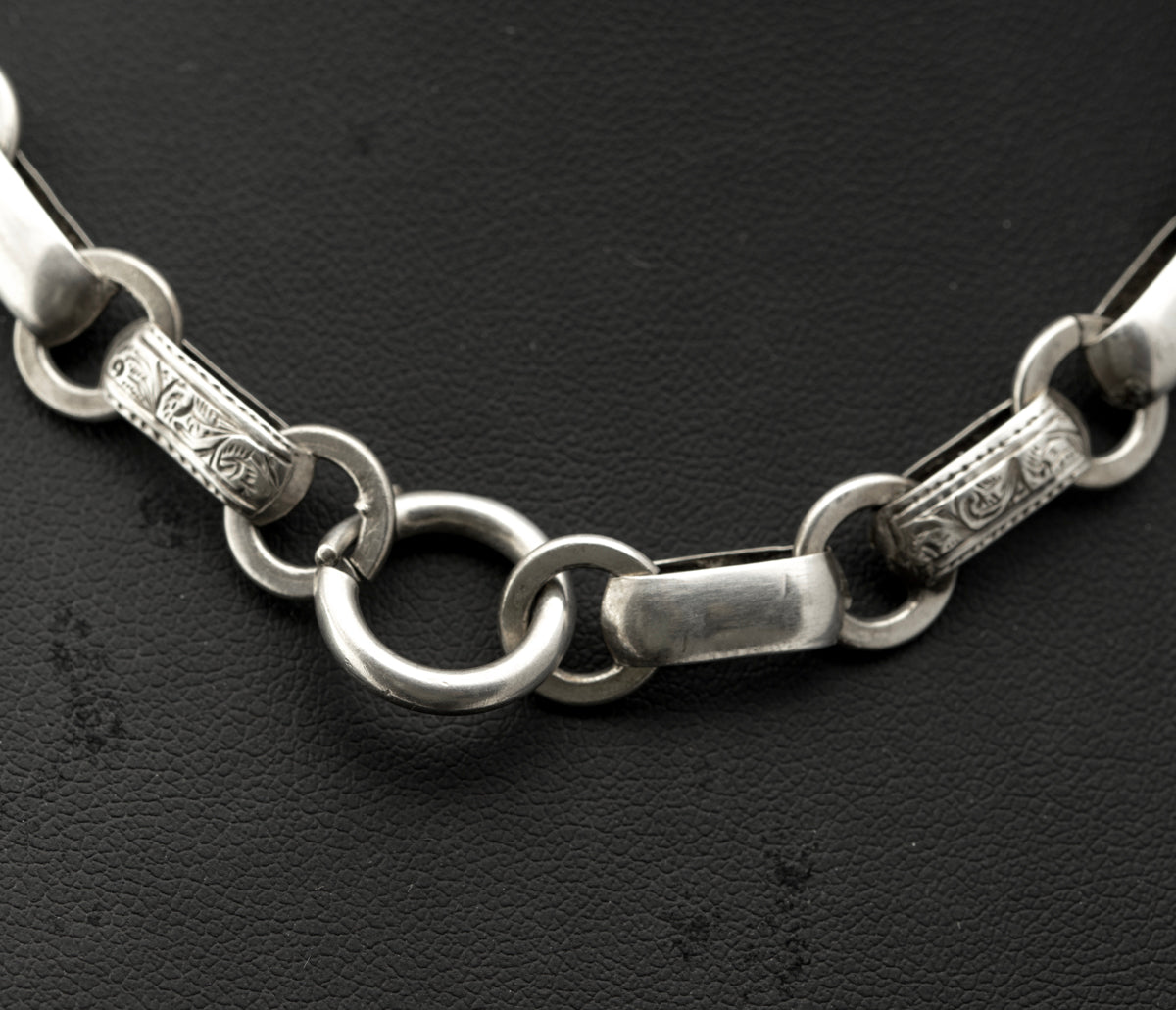 Antique Victorian Fancy Link Chain & Locket Necklace Chased Design c.1870 (B2386)
