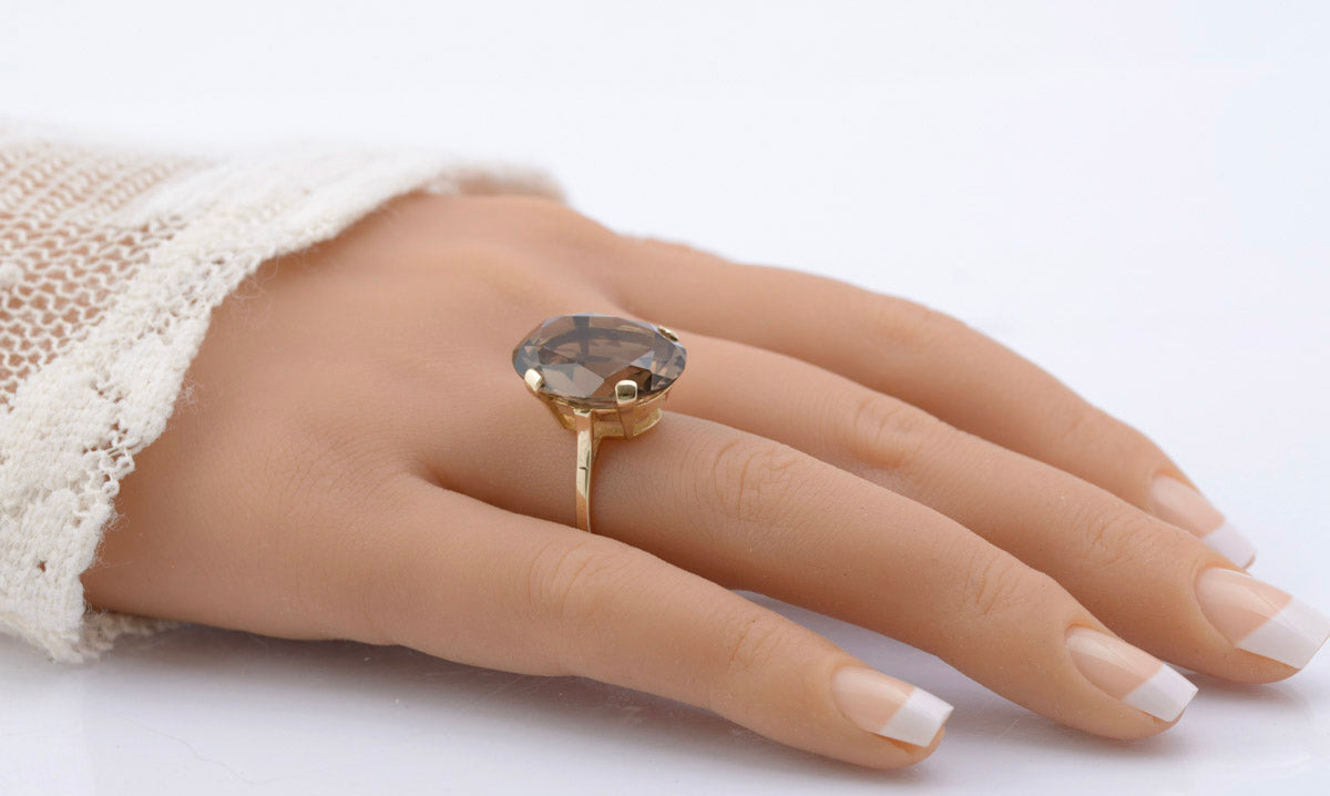 Vintage 9ct Gold Smoky Quartz Statement Ring | 14.5ct Oval Stone | London Hallmark 1968 | Size N½ (Code B2389)