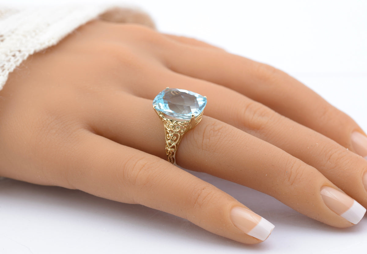 Vintage 9ct Gold Dress Ring - Fine 11 Carat Natural Sky Blue Topaz Cushion Cut  (B2390)