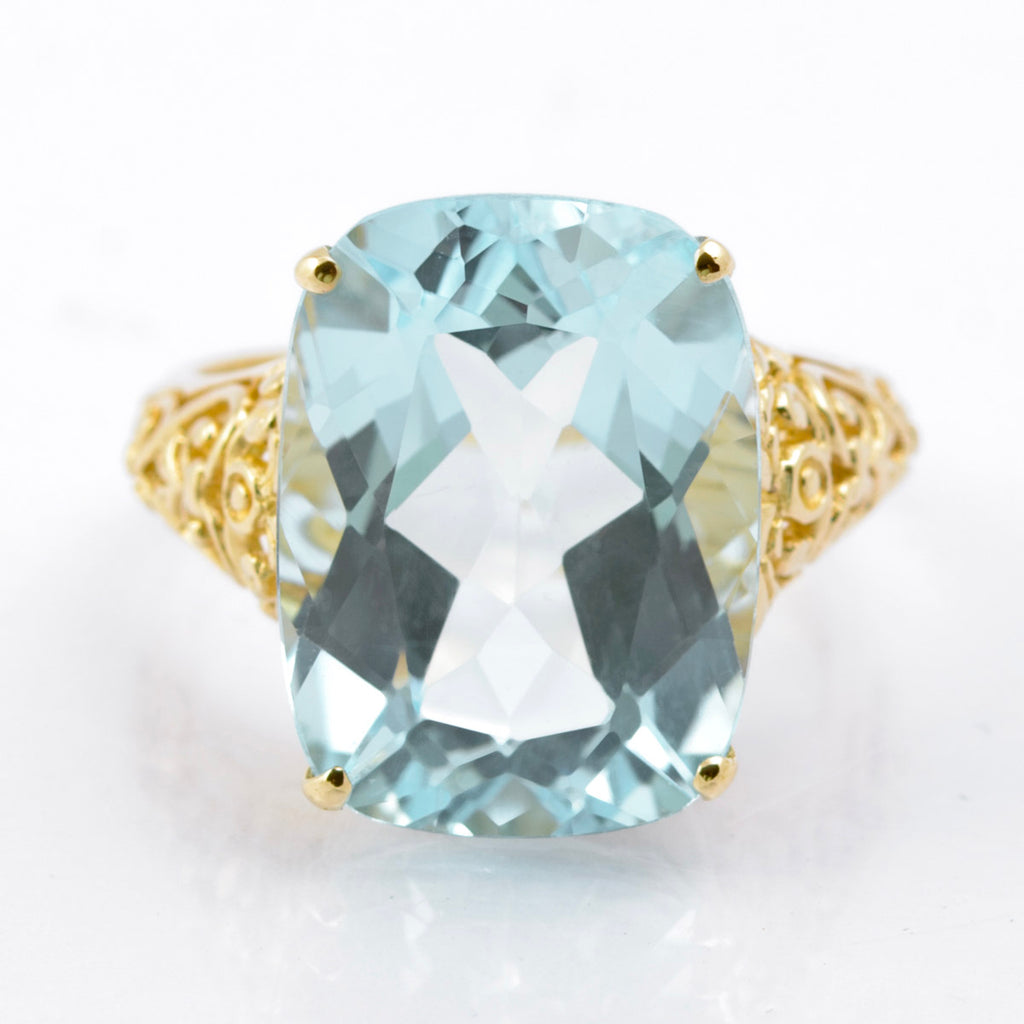 Vintage 9ct Gold Dress Ring - Fine 11 Carat Natural Sky Blue Topaz Cushion Cut  (B2390)