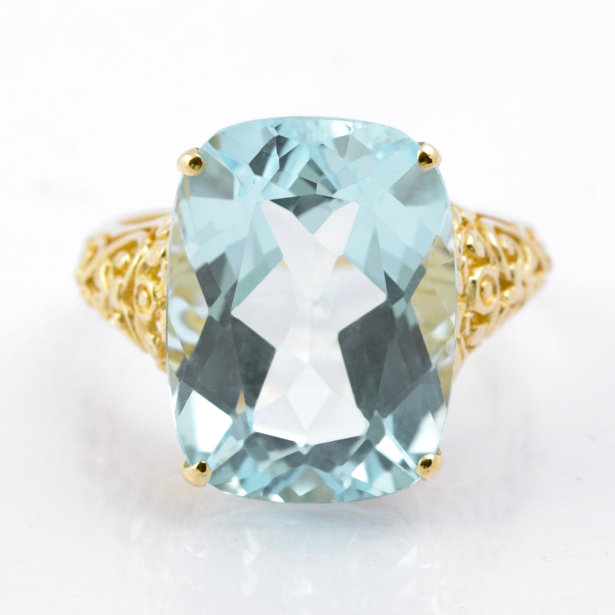 Vintage 9ct Gold Dress Ring - Fine 11 Carat Natural Sky Blue Topaz Cushion Cut  (B2390)