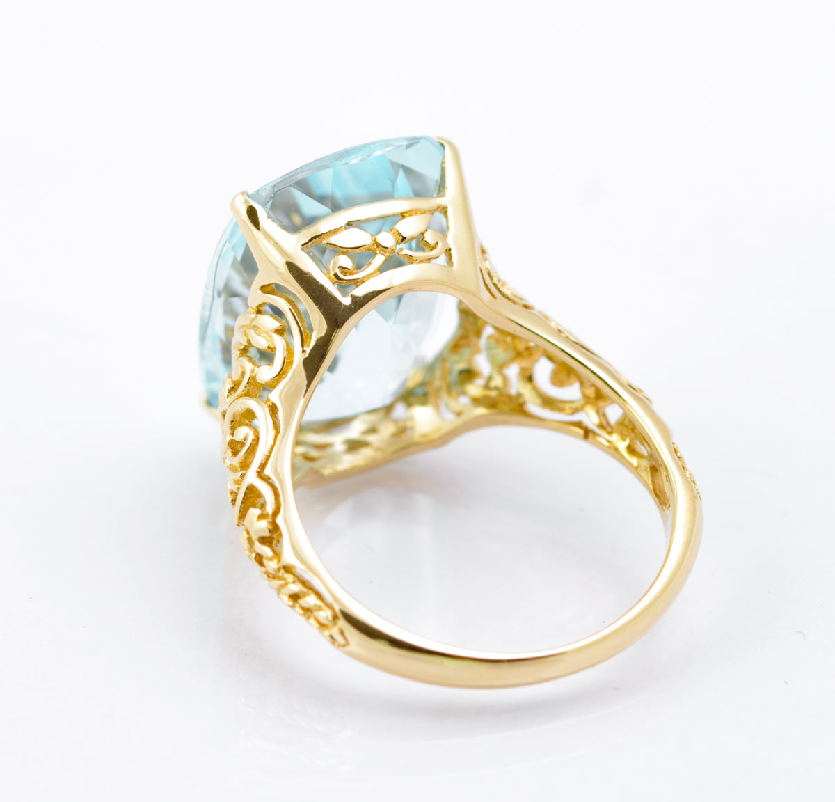 Vintage 9ct Gold Dress Ring - Fine 11 Carat Natural Sky Blue Topaz Cushion Cut  (B2390)