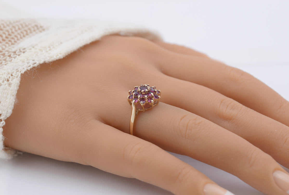 Vintage 9ct Gold Ruby Cluster Ring | Natural Rubies | London Hallmark 1972 | Size Q½ (Code B2391)
