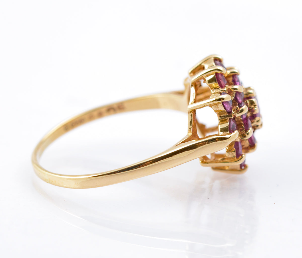 Vintage 9ct Gold Ruby Cluster Ring | Natural Rubies | London Hallmark 1972 | Size Q½ (Code B2391)
