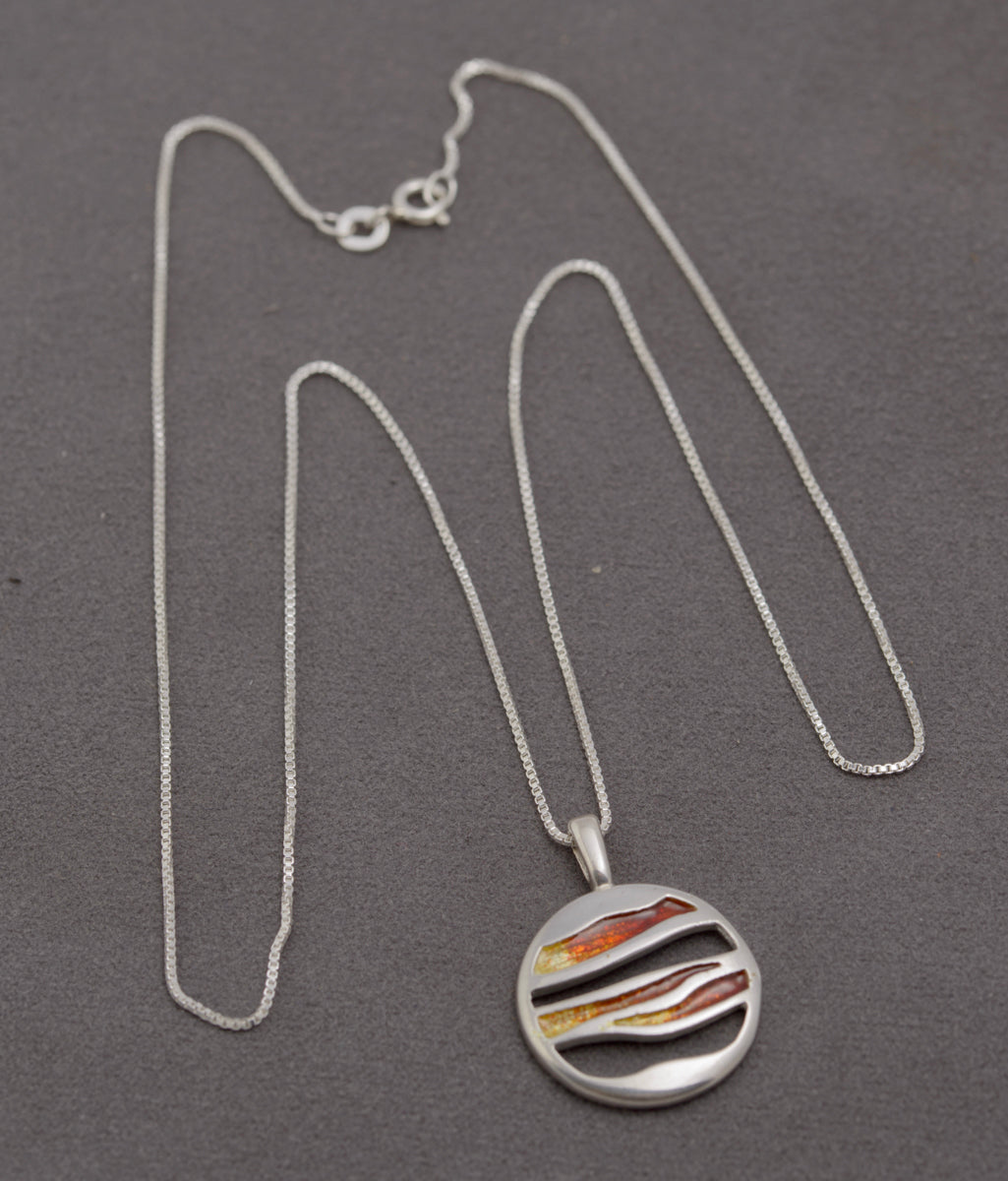 Malcolm Gray For Ortak Scottish Sterling Silver & Enamel Pendant Necklace (B2396)