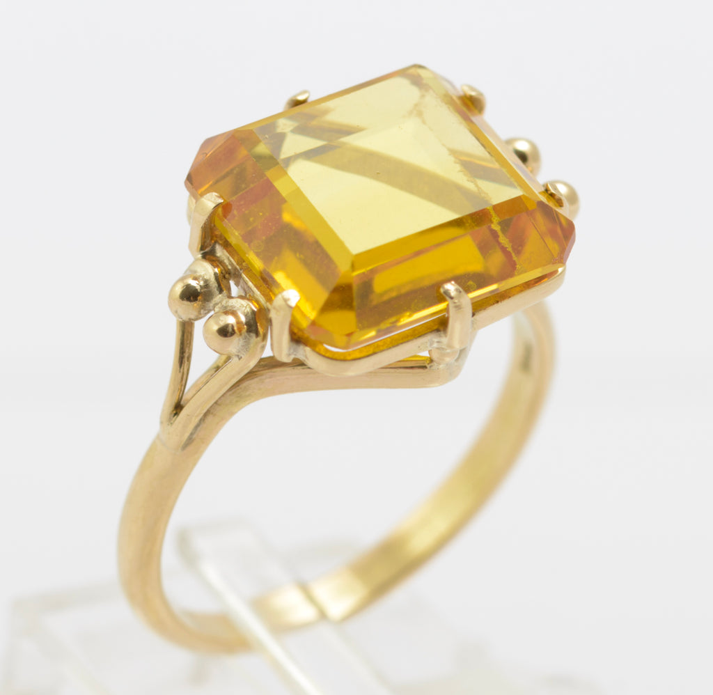 Vintage 9ct Yellow Gold & Square Cut Orange-Yellow Sapphire Ring | UK Size P | B2407