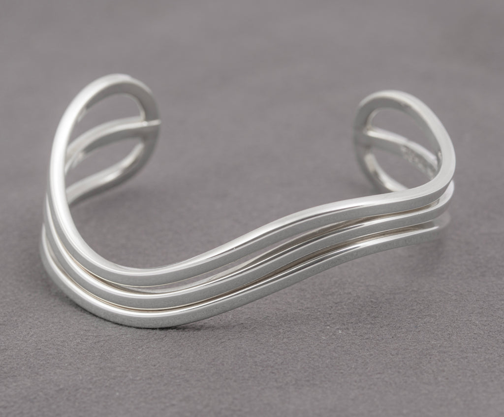 Vintage Mexican Taxco 925 Sterling Silver Wavy Bar Bangle / Bracelet (B2420)