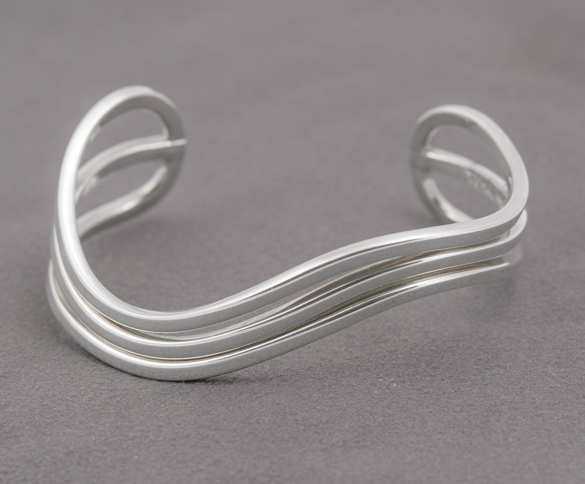 Vintage Mexican Taxco 925 Sterling Silver Wavy Bar Bangle / Bracelet (B2420)