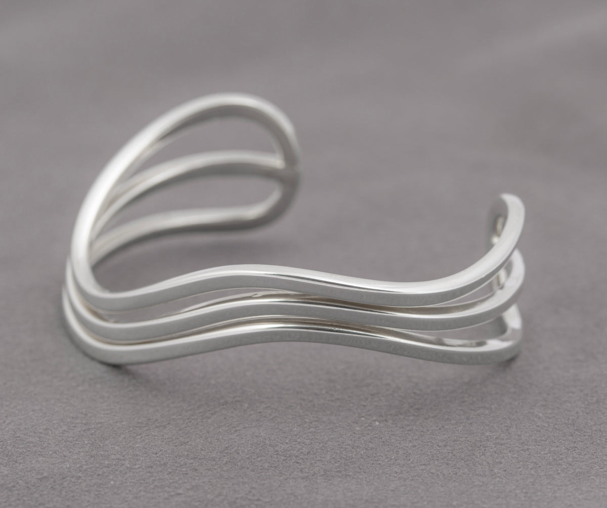 Vintage Mexican Taxco 925 Sterling Silver Wavy Bar Bangle / Bracelet (B2420)