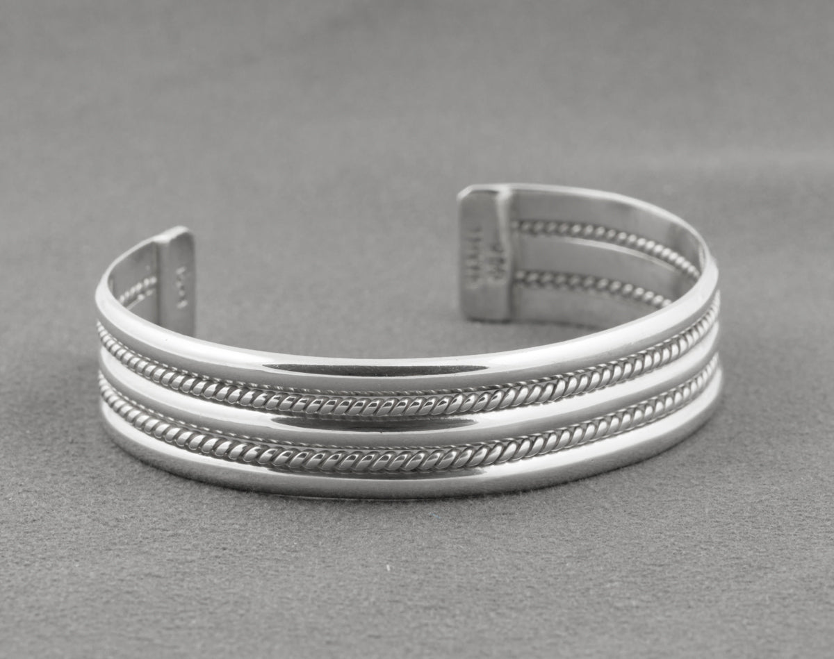 Vintage Mexican Sterling Silver Hand Made Bangle Bracelet Rope Twist Design (B2430)