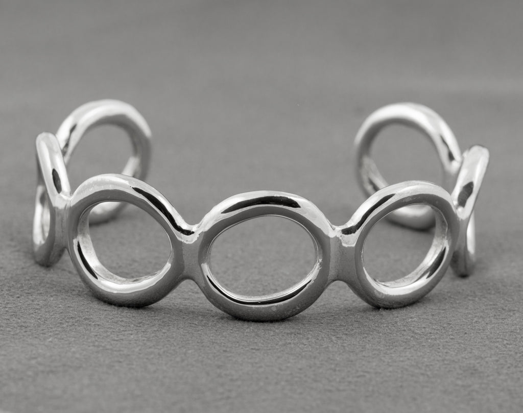Vintage 925 Sterling Silver Heavy Loop Bangle Bracelet Hand Made 1980's (B2431)