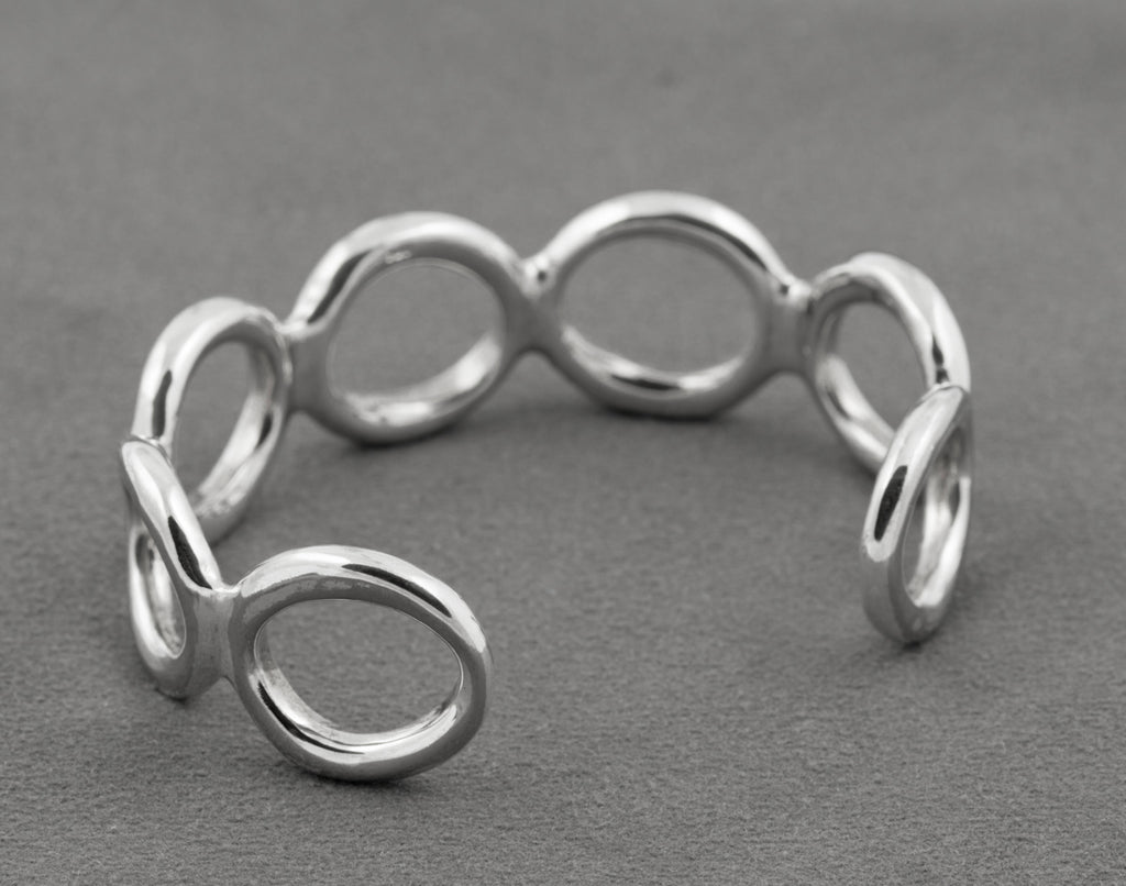 Vintage 925 Sterling Silver Heavy Loop Bangle Bracelet Hand Made 1980's (B2431)