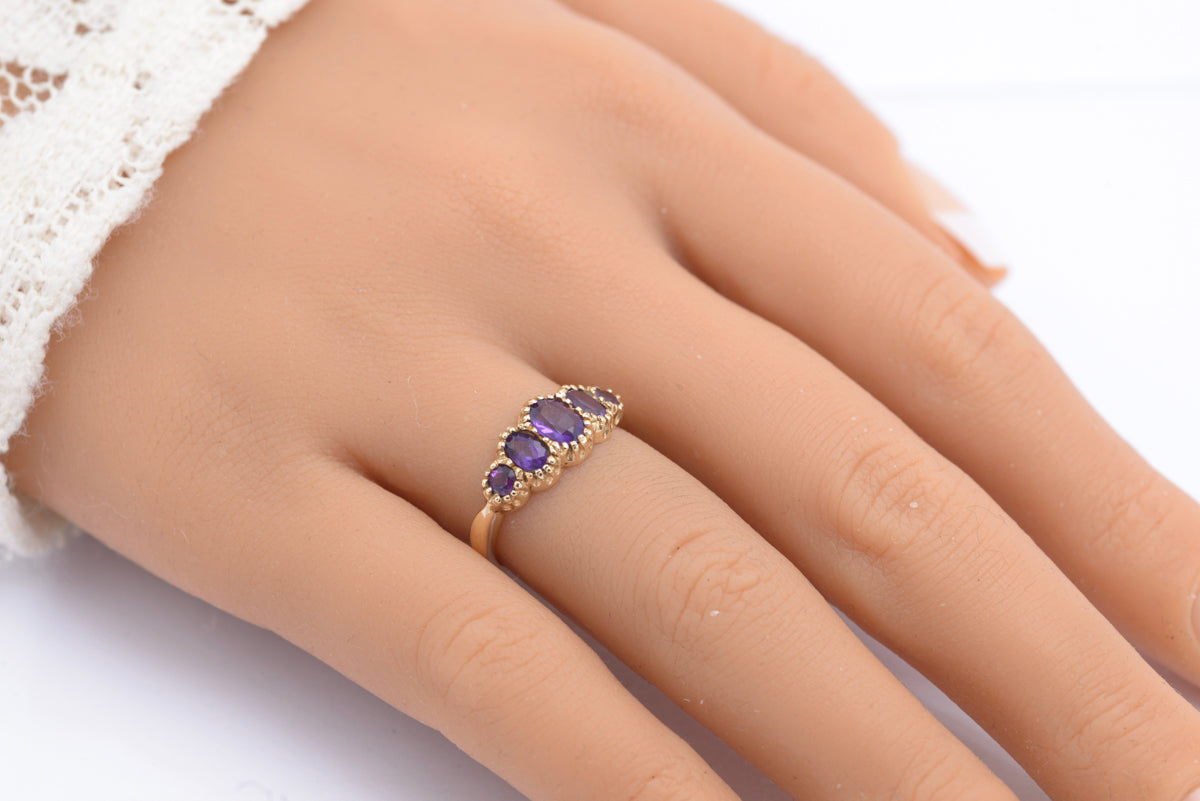 Vintage 9ct Gold & Natural Amethyst Gemstone Five Gem Ring UK Size M1/2 (B2484)