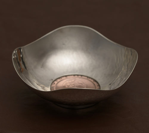 Antique Art Deco Sterling Silver Planished Dish & George III Cartwheel Penny (B2501)