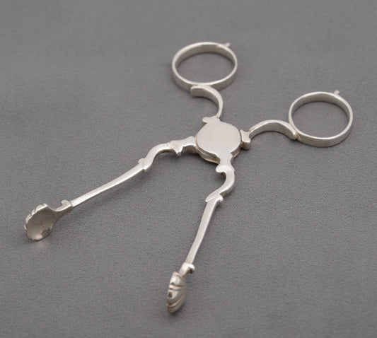 Pair Antique Georgian 18th Century Sterling Silver Sugar Tongs / Nips (B2502)
