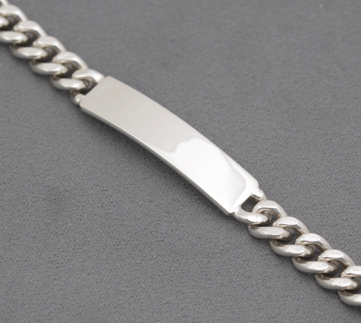 Vintage Sterling Silver Curb Link Chain Identity ID Bracelet Hallmarked 1975 (B2505)