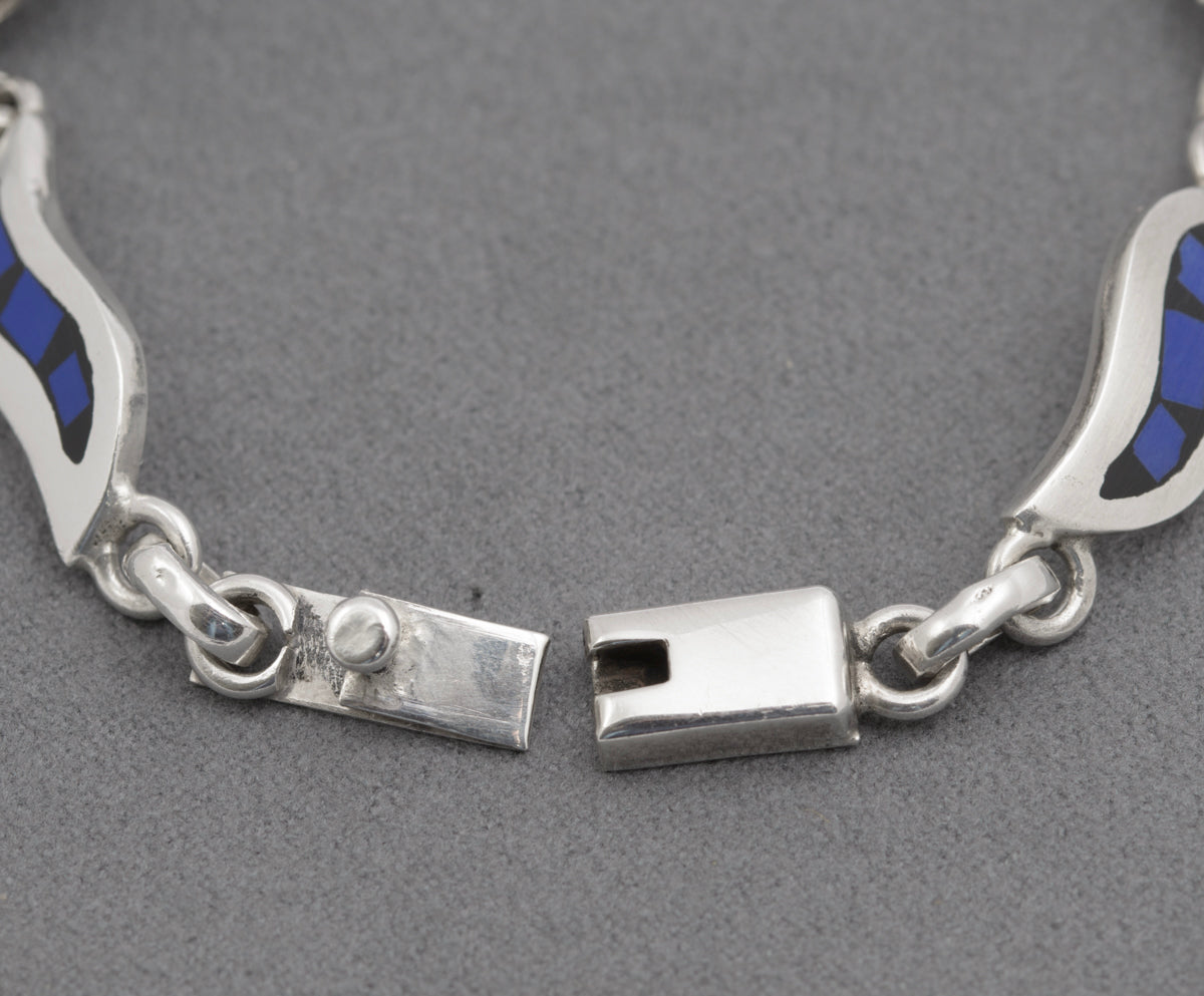 Vintage Mexican 925 Sterling Silver & Blue Stone Wave Bracelet c.1970's (B2507)