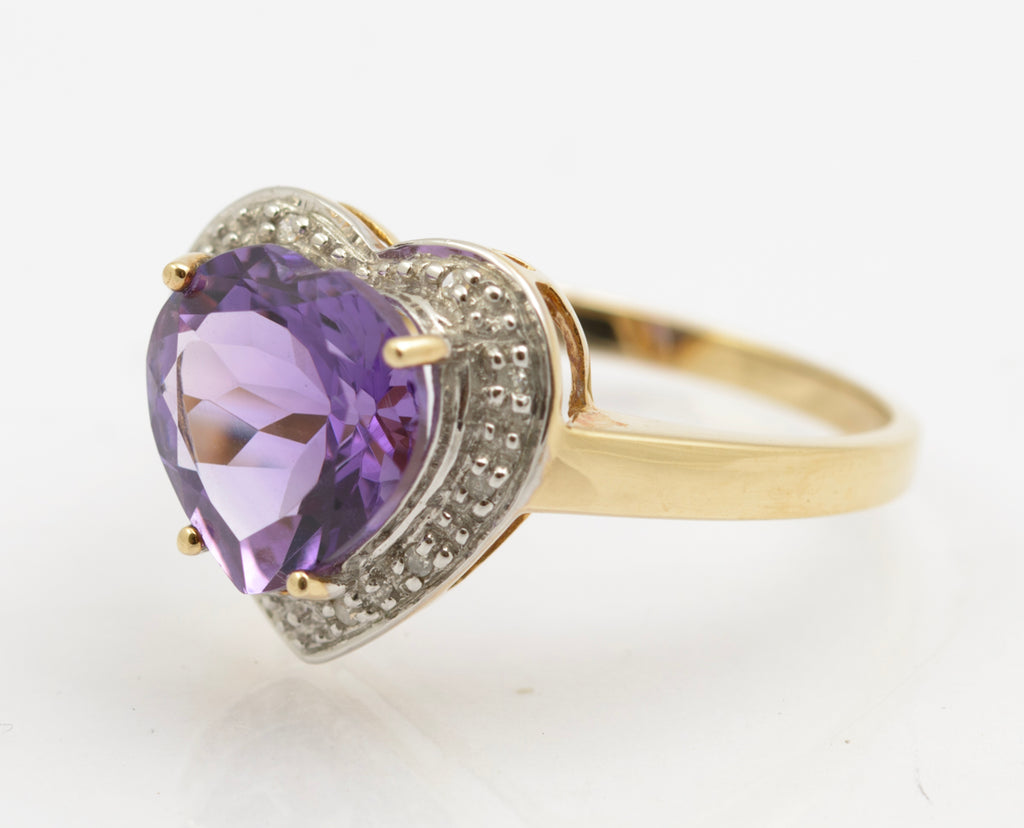 Vintage 9ct Gold & Large Heart Cut Amethyst & Diamond Halo Ring UK Size P (B2512)