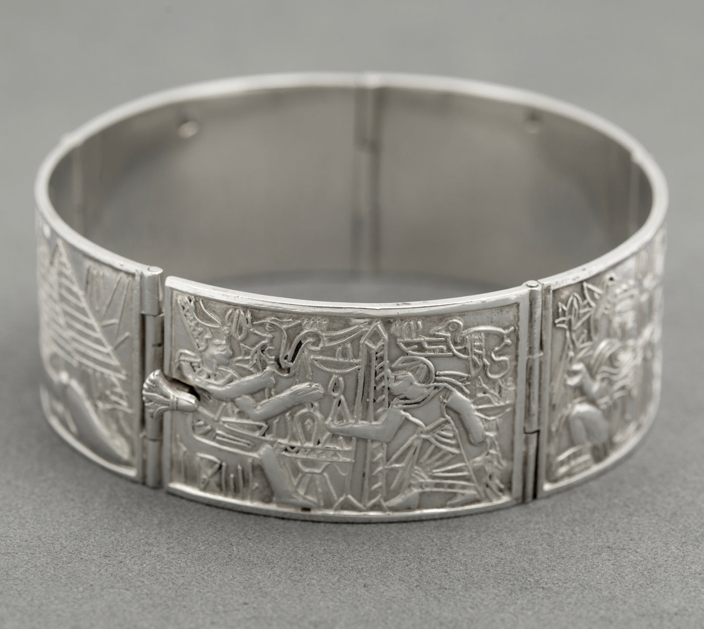 Vintage Egyptian .900 Silver Panel Bracelet Sphinx Pyramids Hallmarked (B2524)