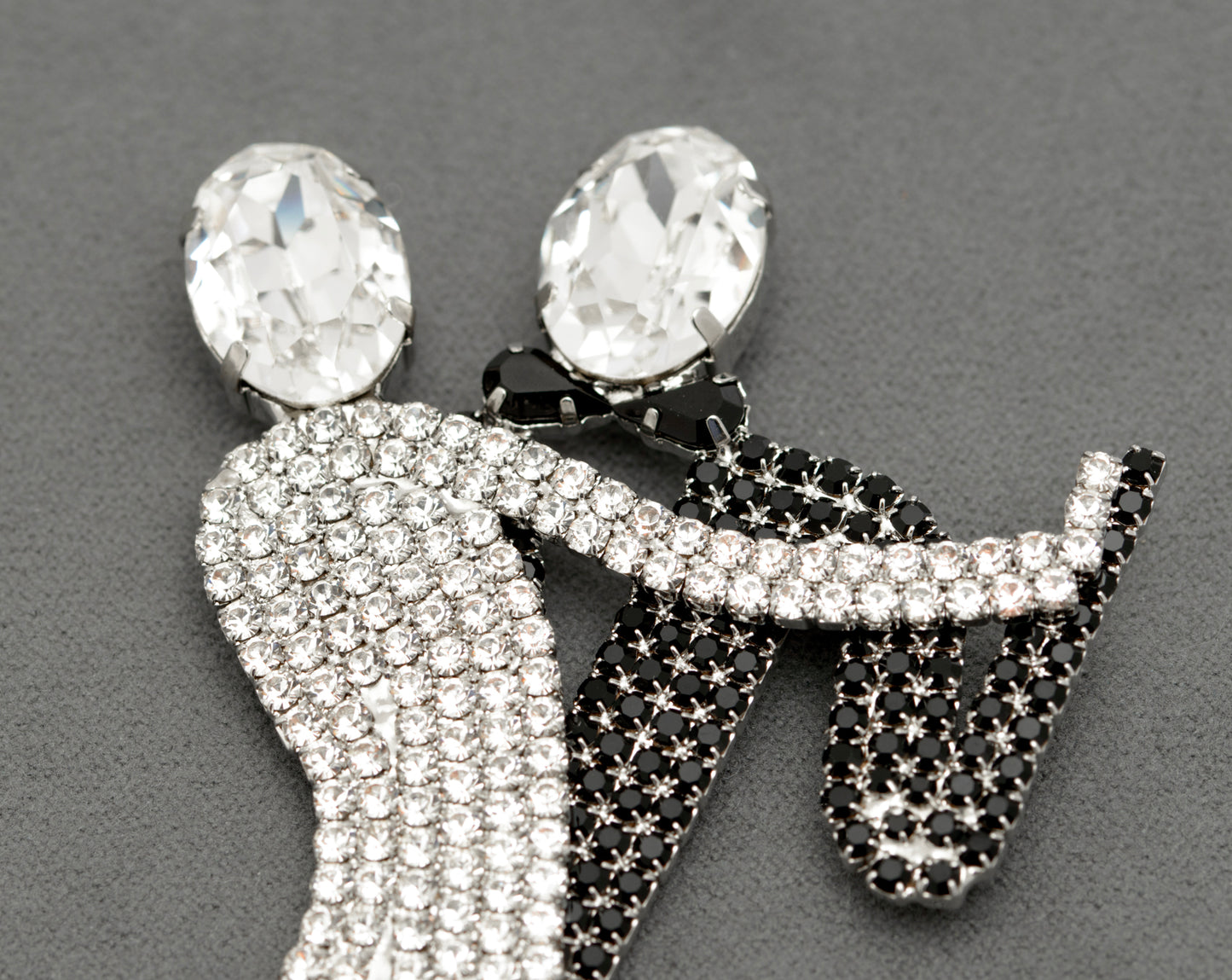 Butler & Wilson Dancing Couple Brooch Pin Black & Clear Crystal Gems - Boxed (B2515)