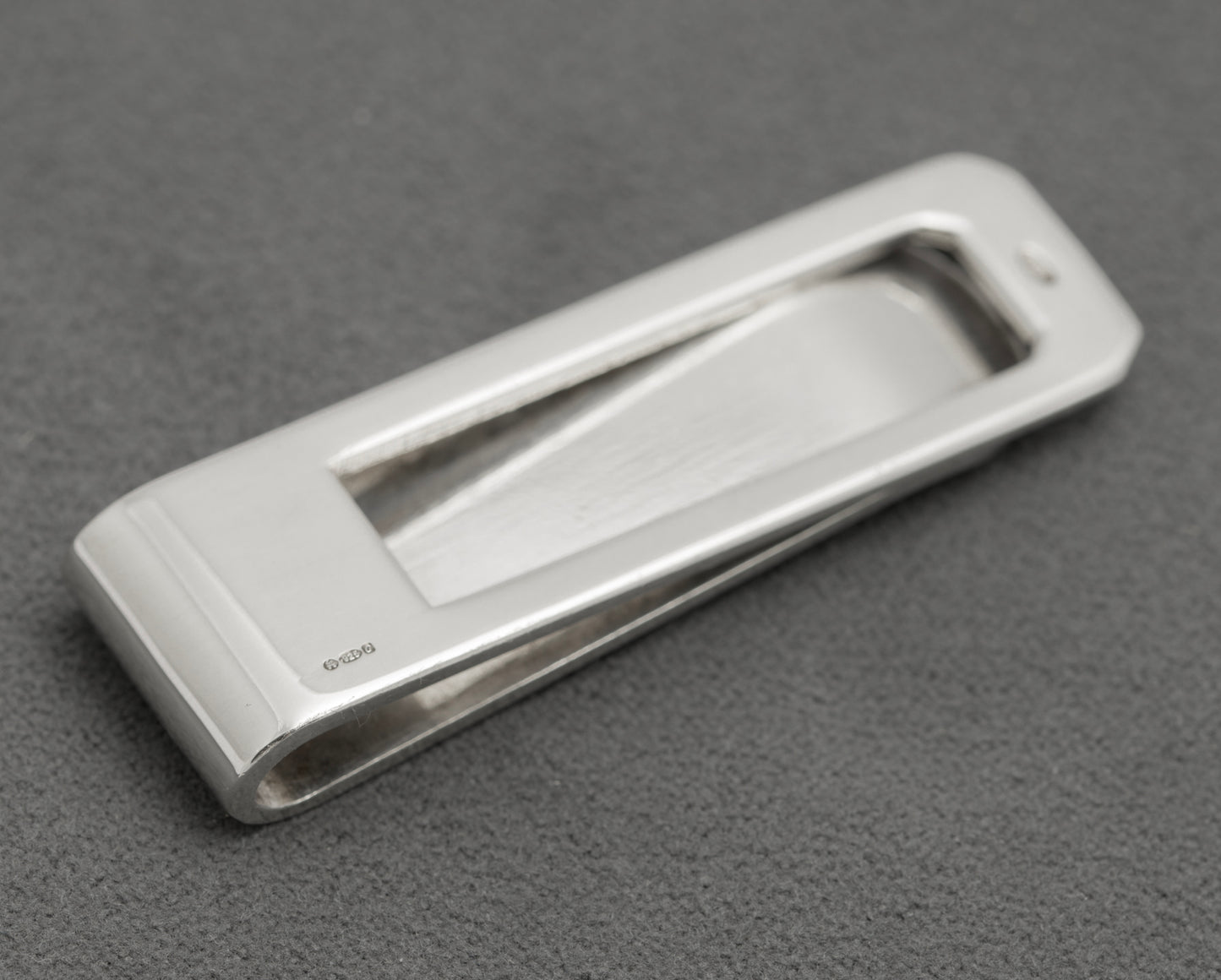 Solid Sterling Silver Money Clip With Pinstripe & 925 Marks + Dublin Import Mark(B2532)