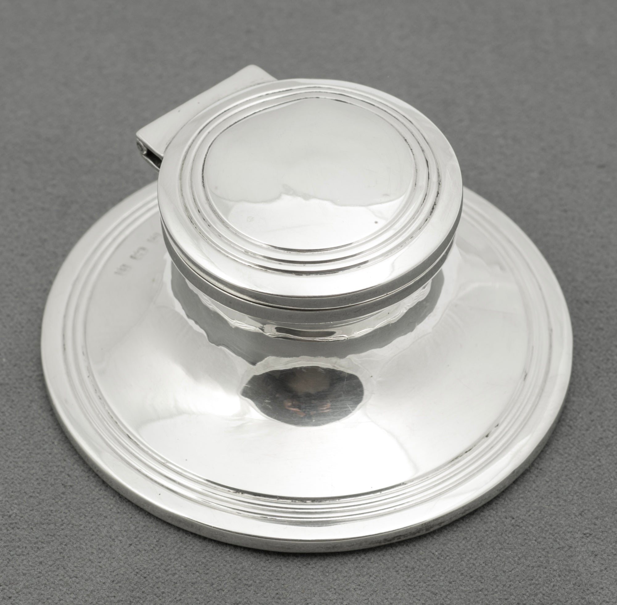 Antique Sterling Silver Capstan Inkwell Hallmarked 1912 Henry Matthews (B2549)