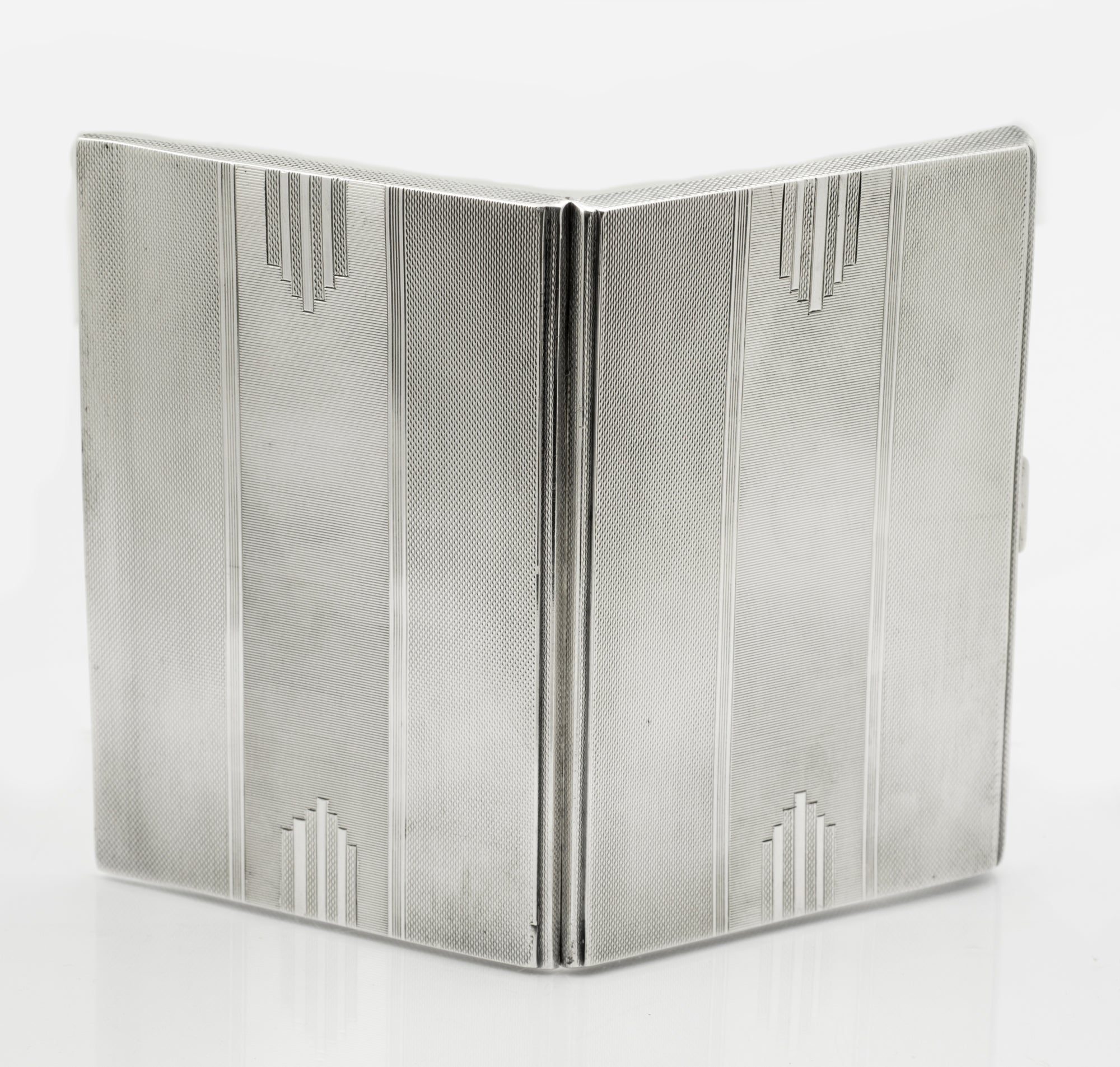 Art Deco Walker & Hall Sterling Silver Manhattan Large/Heavy Cigarette Case (B2550)