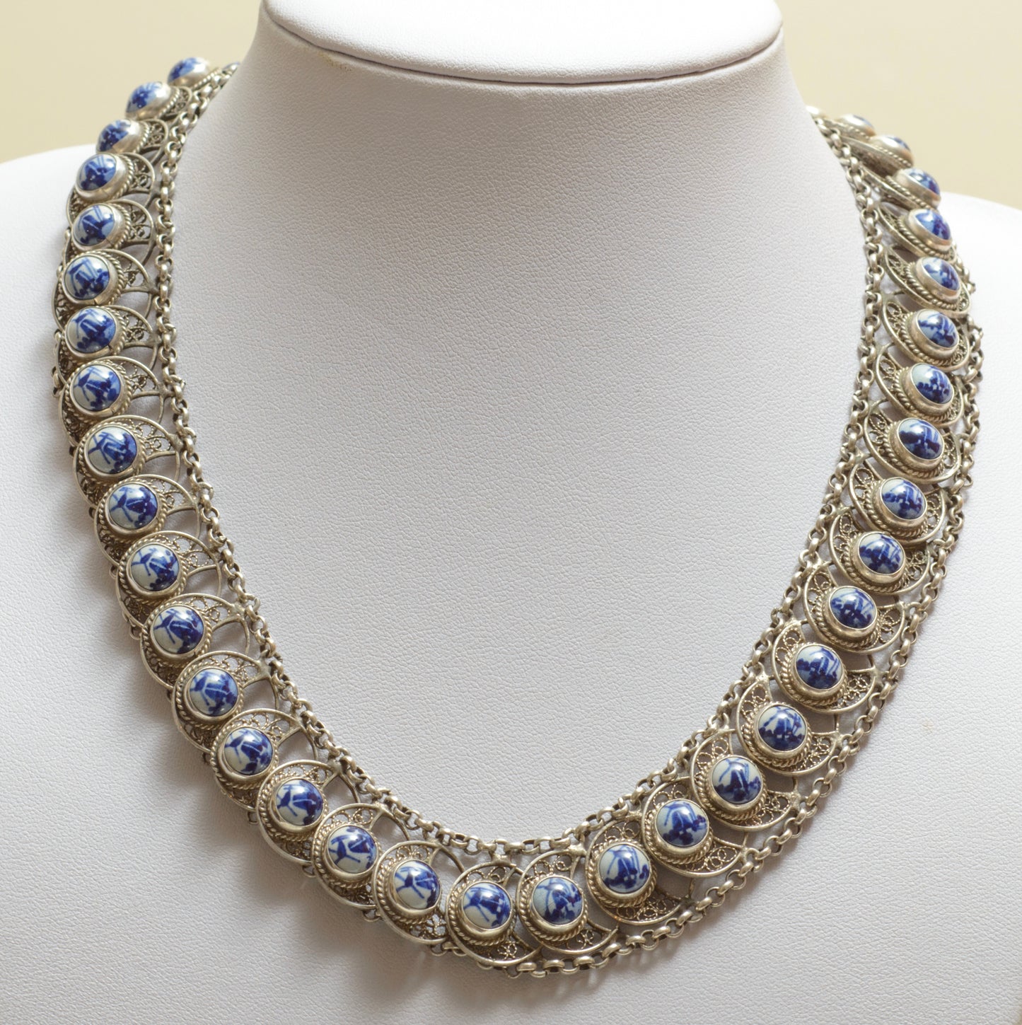 Vintage Dutch 833 Silver Necklace, Bracelet & Brooch Set Delft Panels (B2551)