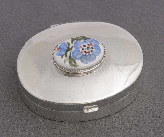 Vintage Sterling Silver Pill Box With Hand Painted Ceramic Flower Panel (B2584)