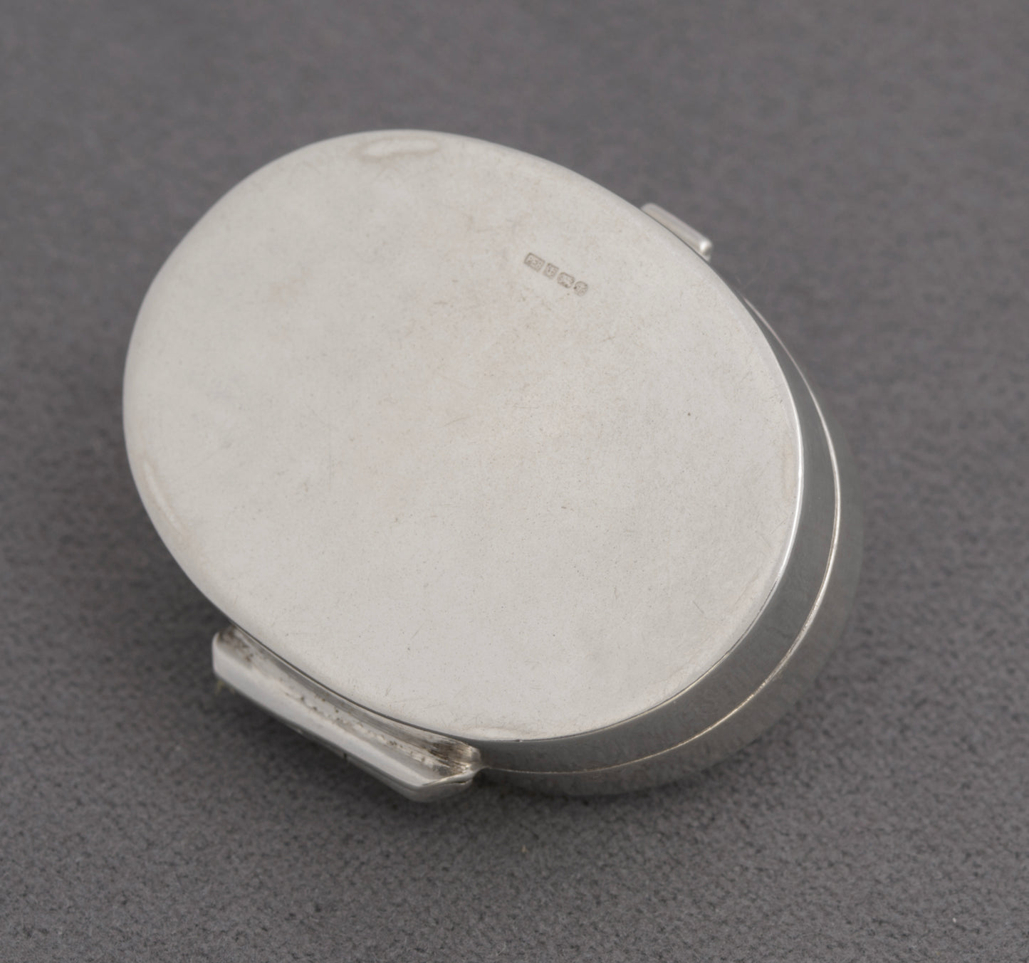 Vintage Sterling Silver Pill Box With Hand Painted Ceramic Flower Panel (B2584)