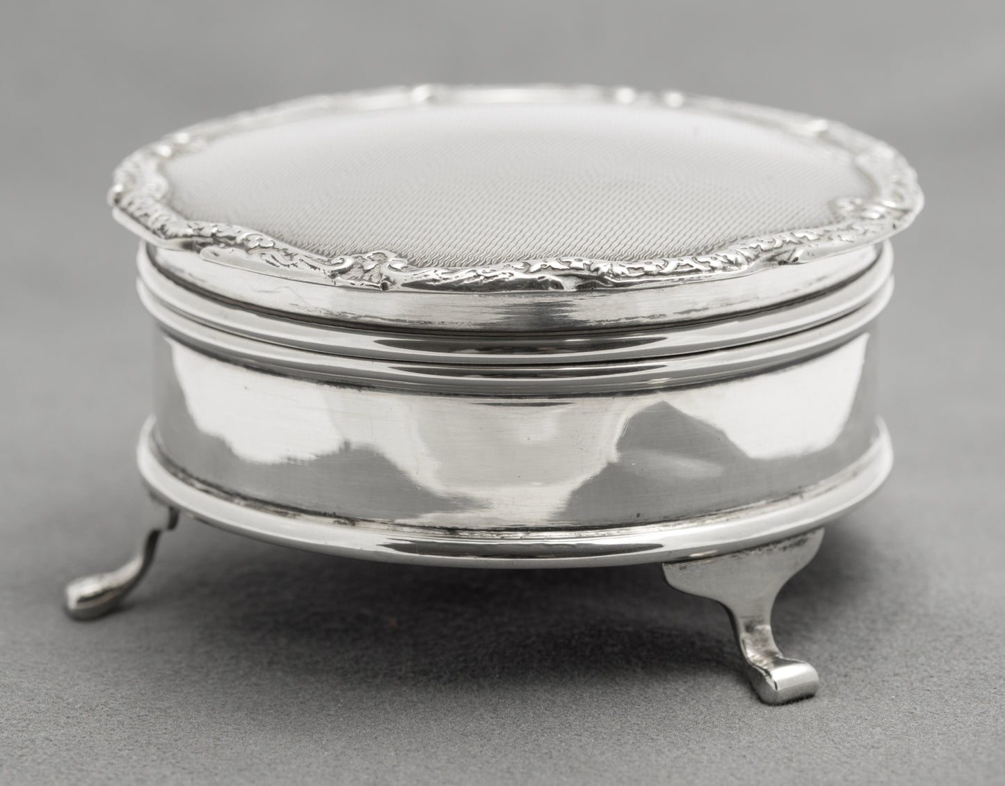 Vintage Sterling Silver Trinket Box Engine Turned Adie Brothers Hallmarked 1964 (B2585)