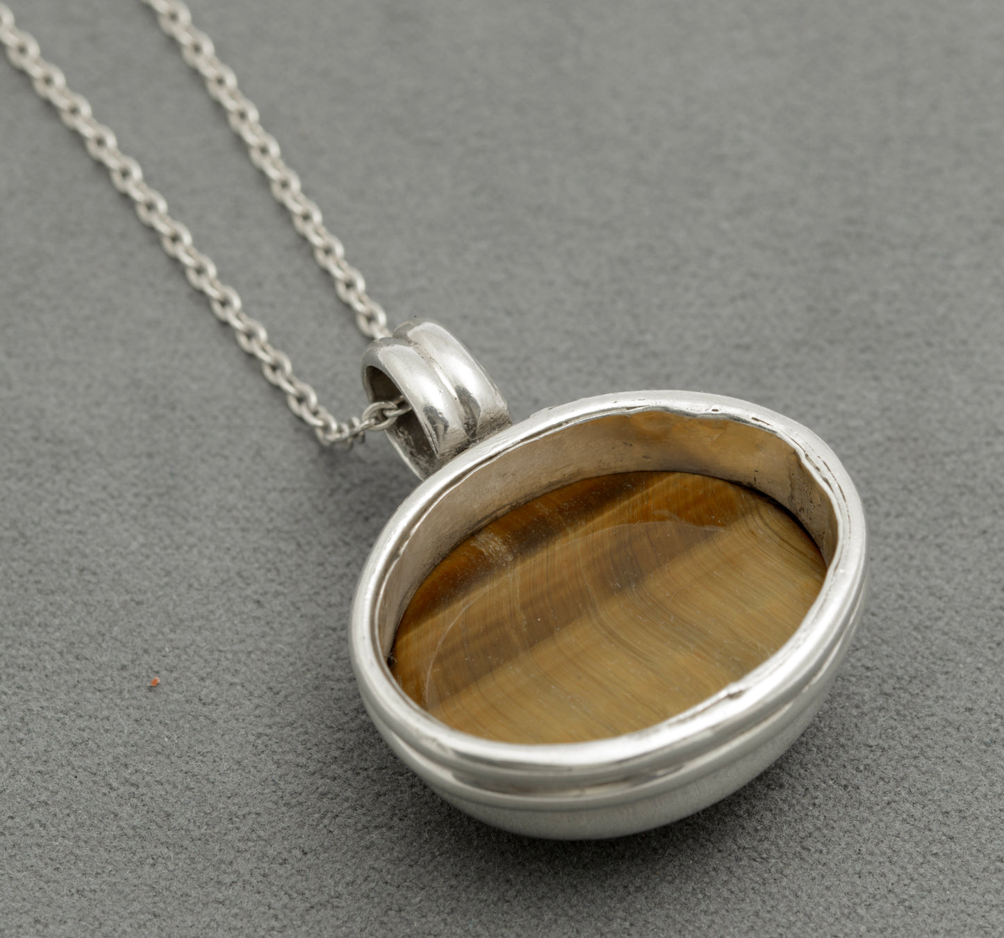 Vintage 925 Sterling Silver Large Tigers Eye Cabochon Pendant Necklace (B2587)