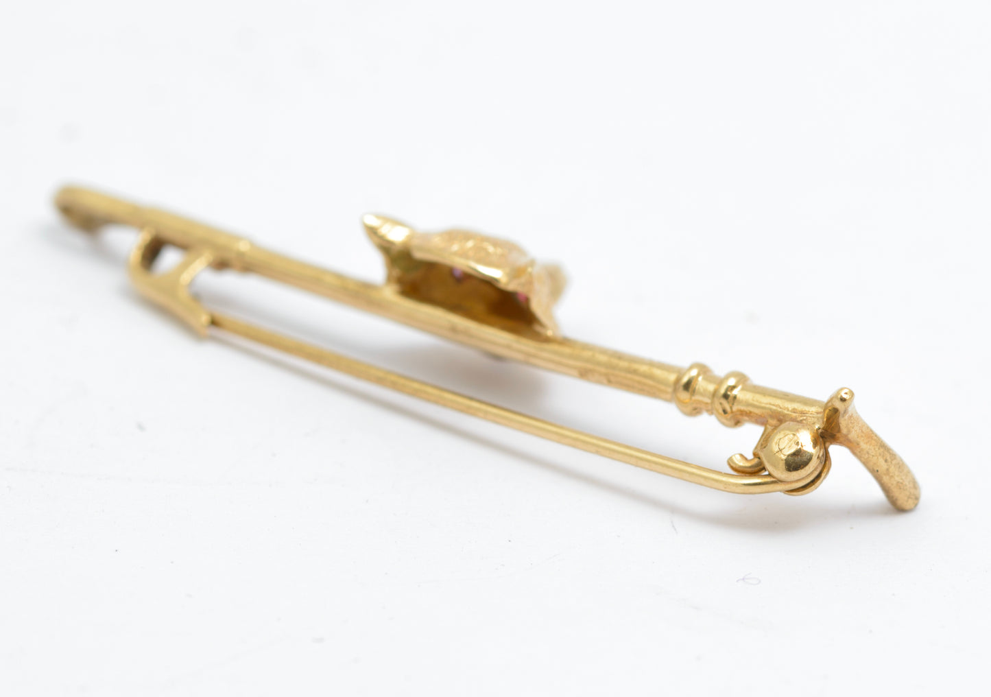 Vintage 9ct Gold Fox & Riding Crop Bar Brooch With Ruby Eyes Hallmarked 1962 (B2590)