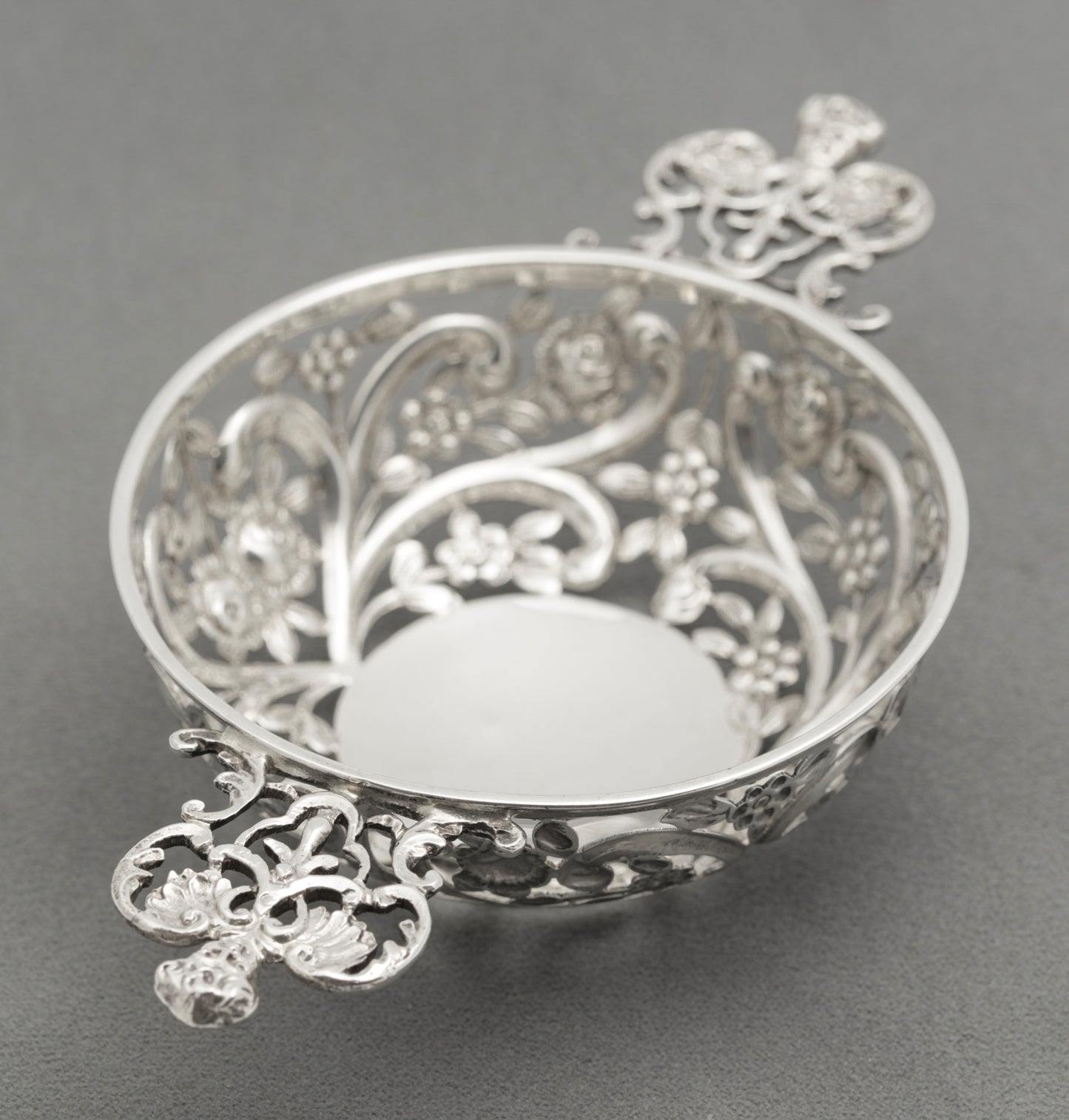 Antique William Comyns Sterling Silver Open Work Mint/Bonbon Dish (B2595)