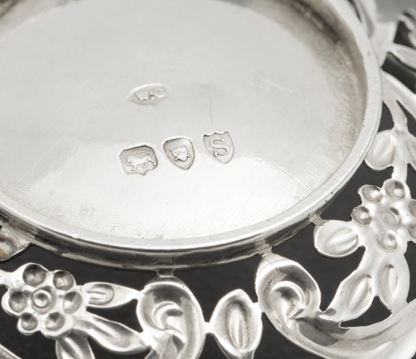 Antique William Comyns Sterling Silver Open Work Mint/Bonbon Dish (B2595)