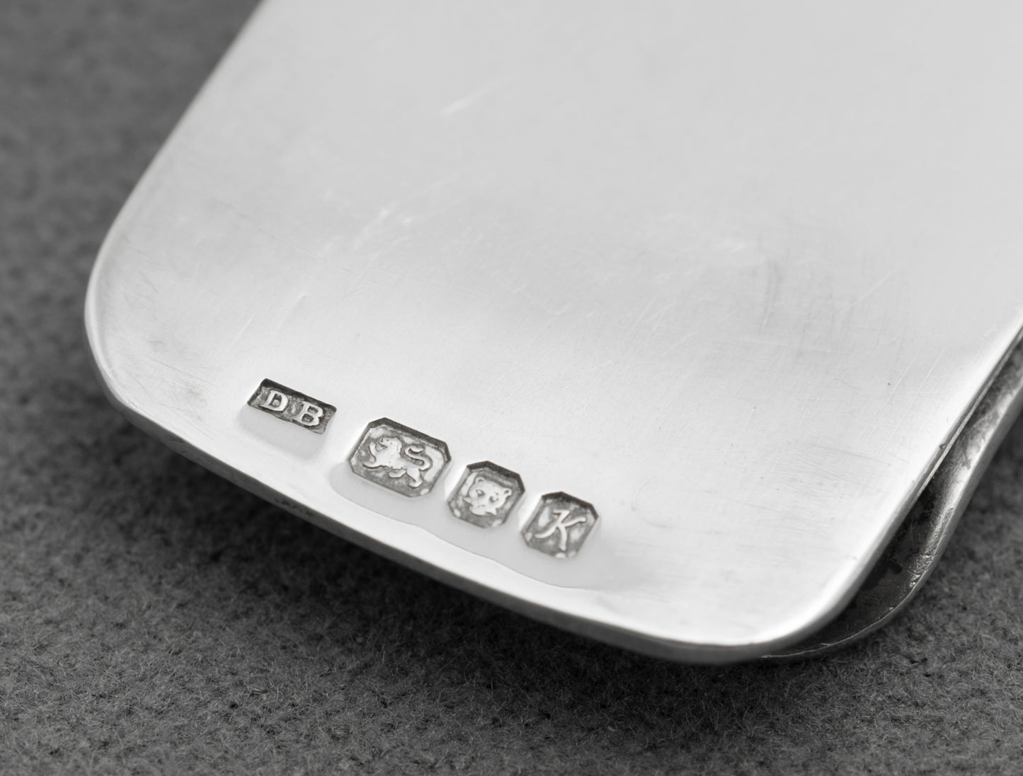 Vintage Sterling Silver Money Clip With £ Sign Design Hallmarked 1984 (B2597)